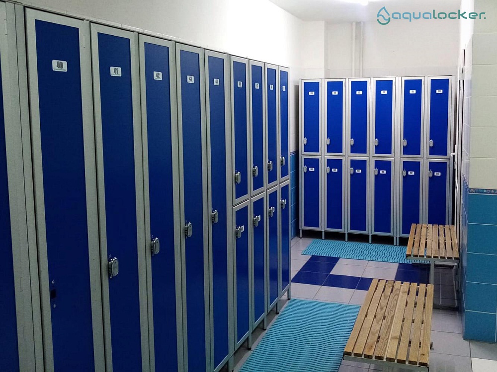 Влагостойкие шкафы «AquaLocker» с полноростовыми и полуростовыми кабинками