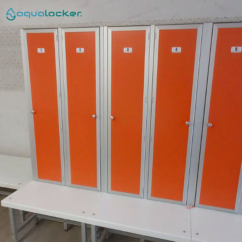 Aqualocker-2HB. Полноростовой 2-секционный шкаф для раздевалки.