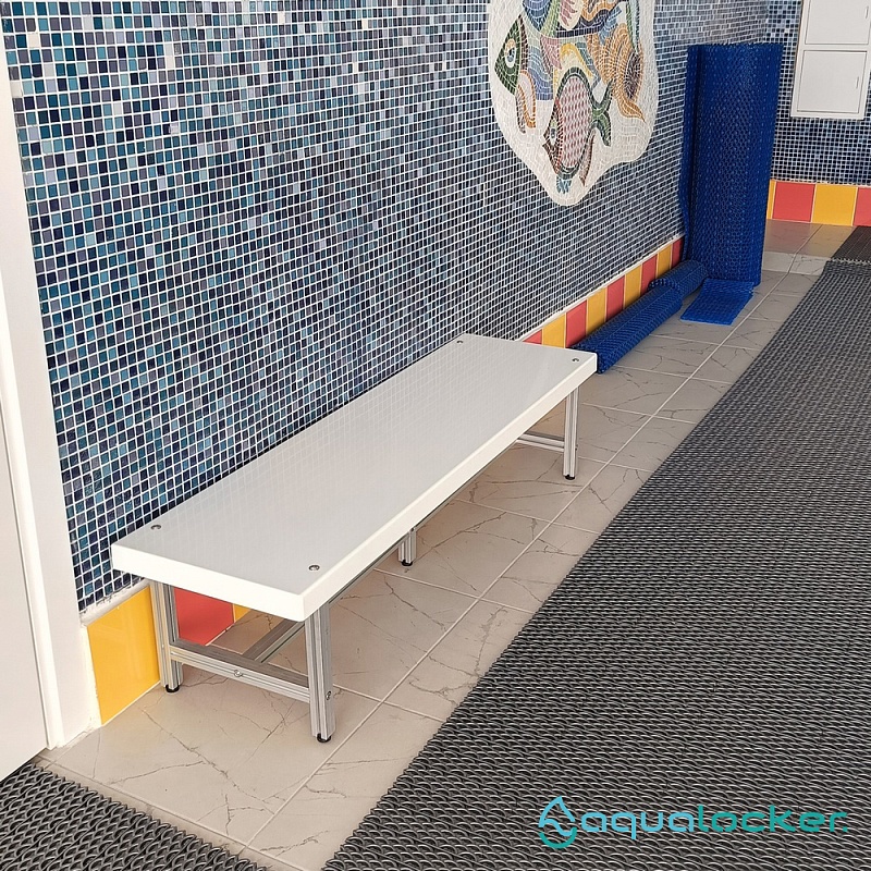 Скамейка для влажных помещений «AquaLocker»